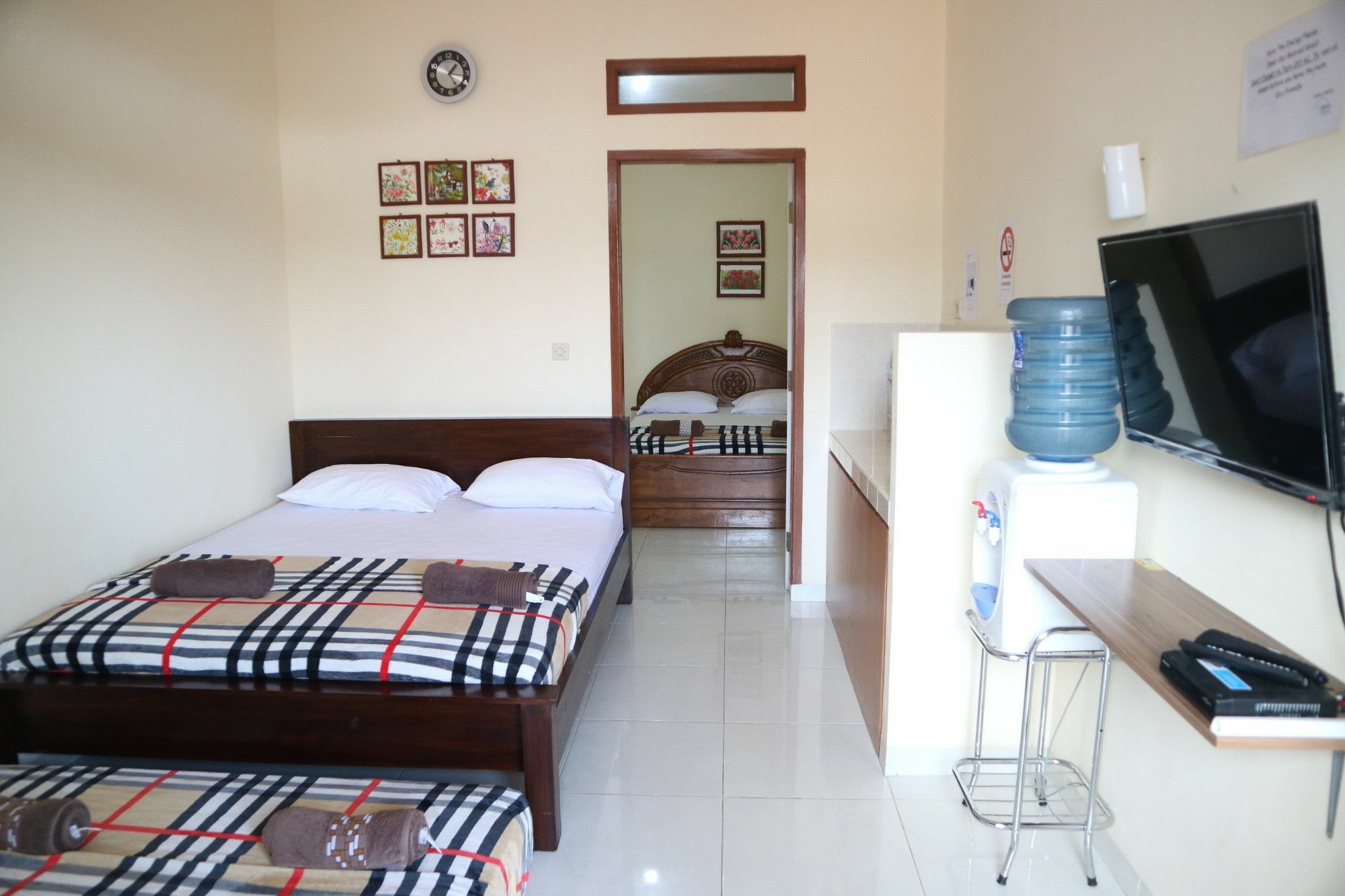 Hotel Zenrra House Bandung Exterior foto